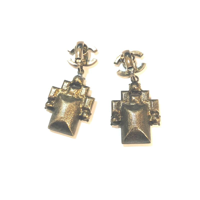 Chanel 2005 Spring/summer Bijoux COCO Mark Earrings: Y3167