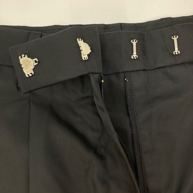 Prada 22 Years Re-nylon Half Pants 22y884 Triangle Plate 38