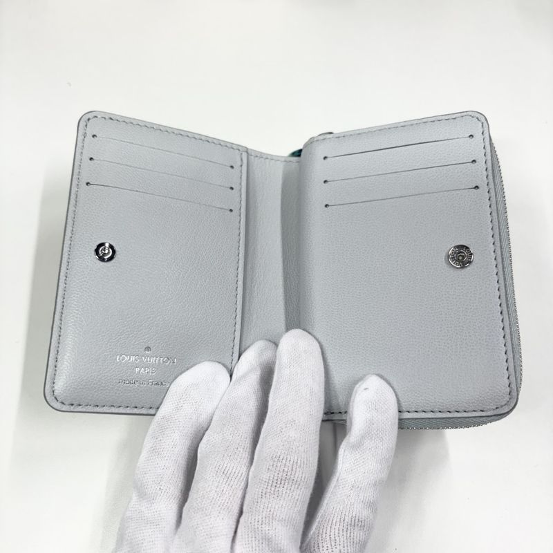 Louis Vuitton Bifold Wallet Women's Monogram Embossed Portefeuille Roux Compact