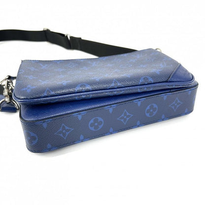 Louis Vuitton Shoulder Bag Men Taiga Lama Trio Messenger Shoulder Crossbody
