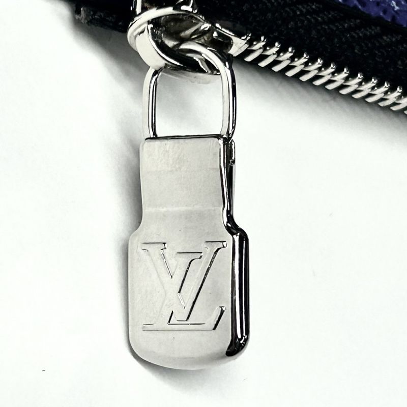 Louis Vuitton Men's Taiga Lama Coin Card Holder Coin Case Wallet Monogram Blue