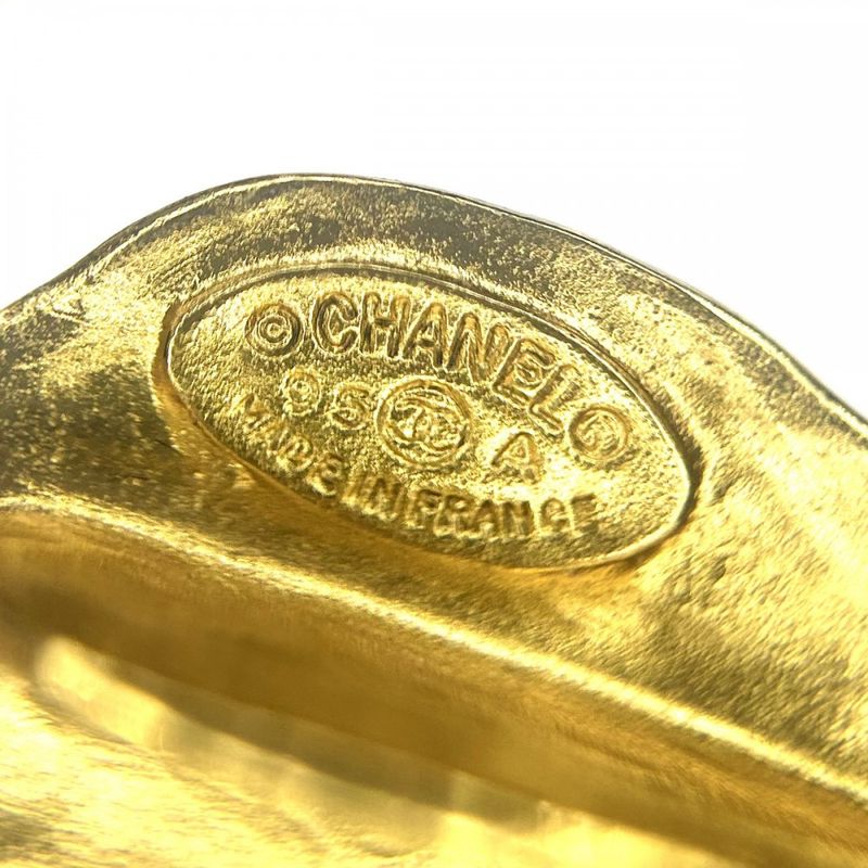 Chanel Brooch Ladies Coco Mark Swing Vintage Accessories Coco Chanel GP 95A
