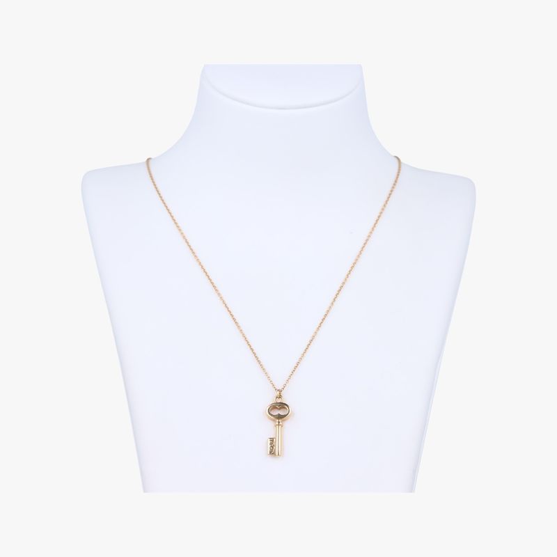 Tiffany Oval Key Pendant Gold Au750