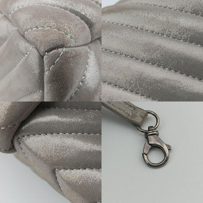 Chanel Urban Spirit V-stitch Silver Sparkle Leather A9113622428281