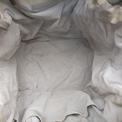 Chanel Urban Spirit V-stitch Silver Sparkle Leather A9113622428281