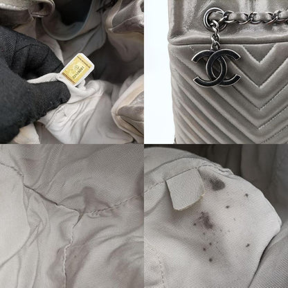 Chanel Urban Spirit V-stitch Silver Sparkle Leather A9113622428281