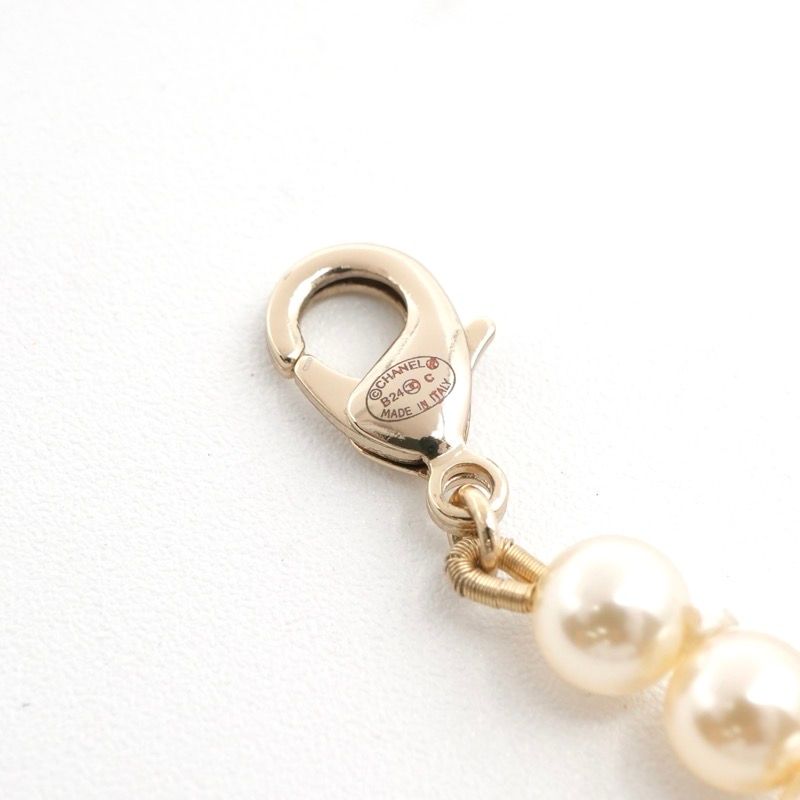 Chanel Necklace Pendant Choker White Gold Coco Mark Heart Rhinestone