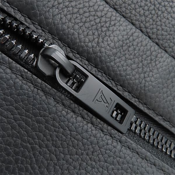 Louis Vuitton Shoulder Bag Take Off Messenger Grain Leather Noir Black Matte