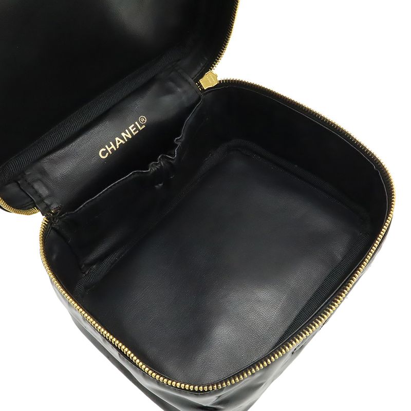 Chanel Coco Mark Enamel Vanity Bag Handbag Cosmetic Pouch Makeup Pouch Patent
