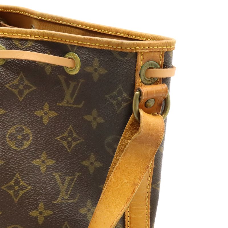 Louis Vuitton Monogram Petite Noe Shoulder Bag Semi- Shoulder One Shoulder