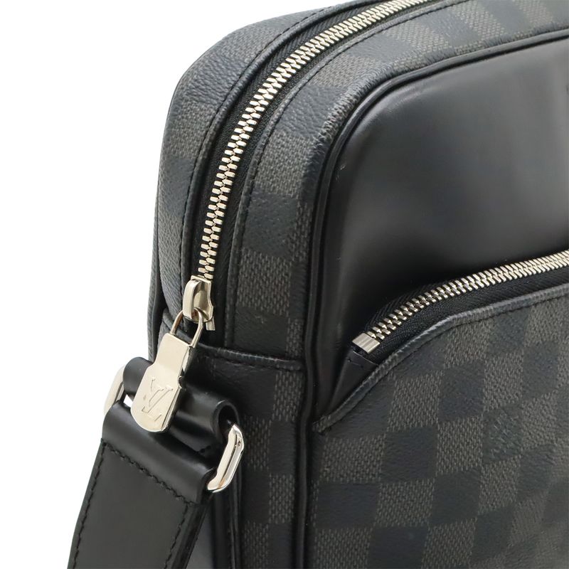 Louis Vuitton Damier Graphite Dayton PM Shoulder Bag Messenger Bag Crossbody