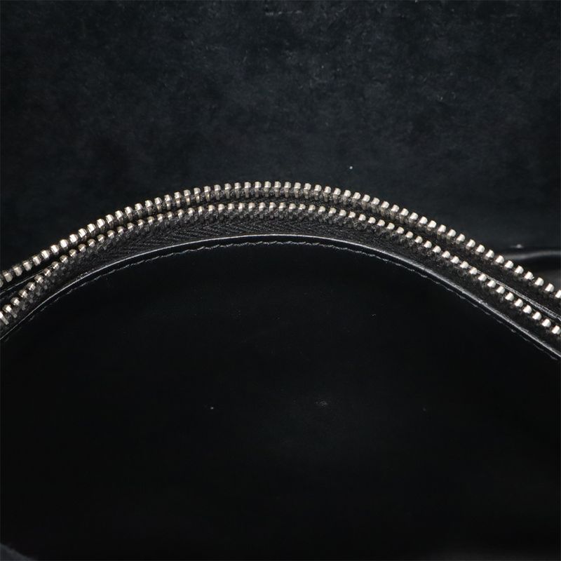 Saint Laurent Paris Yves Saint Laurent LE 5 7 Soft Small Shoulder Bag One