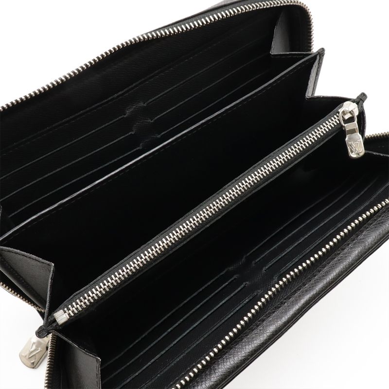 Louis Vuitton Taiga Zippy XL Round Zipper Long Wallet Travel Case Second Bag