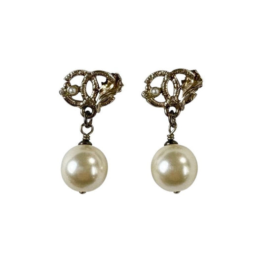 Chanel Leaf Coco Mark And Pearl Earrings For Both Ears 2011 Gold Hardware