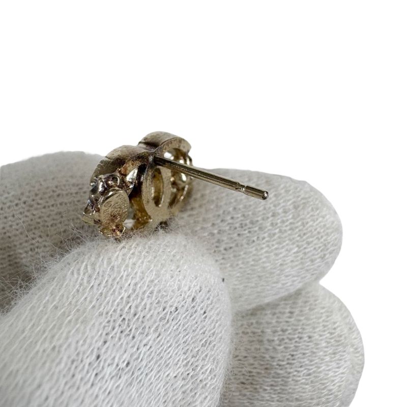 Chanel Leaf Coco Mark And Pearl Earrings For Both Ears 2011 Gold Hardware