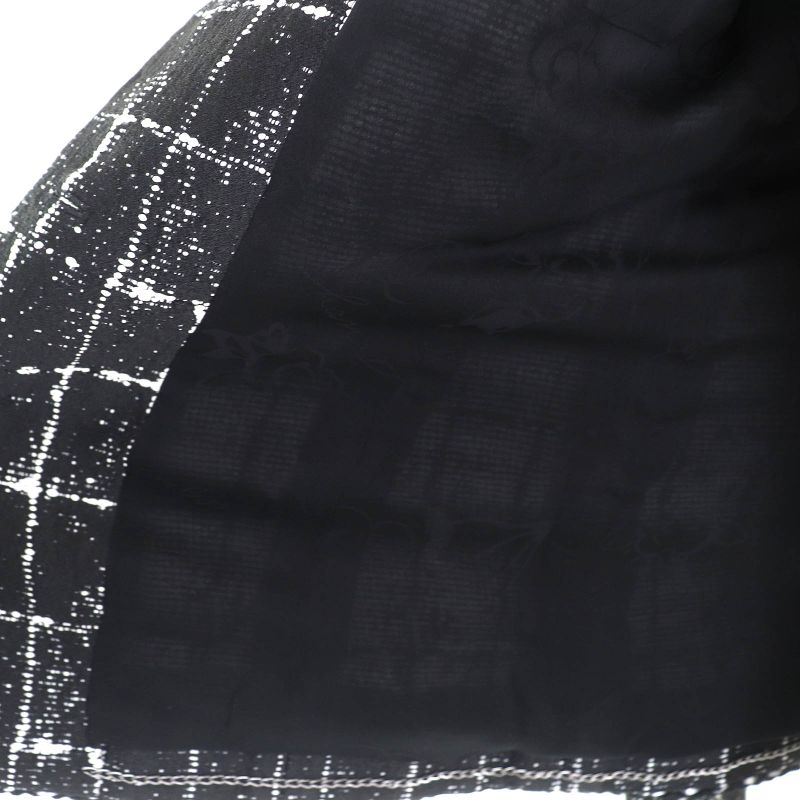 CHANEL P47857 Silk Blend Coco Mark Button Plaid Tweed Collarless Jacket Black