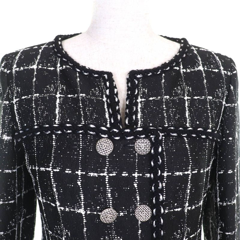 CHANEL P47857 Silk Blend Coco Mark Button Plaid Tweed Collarless Jacket Black