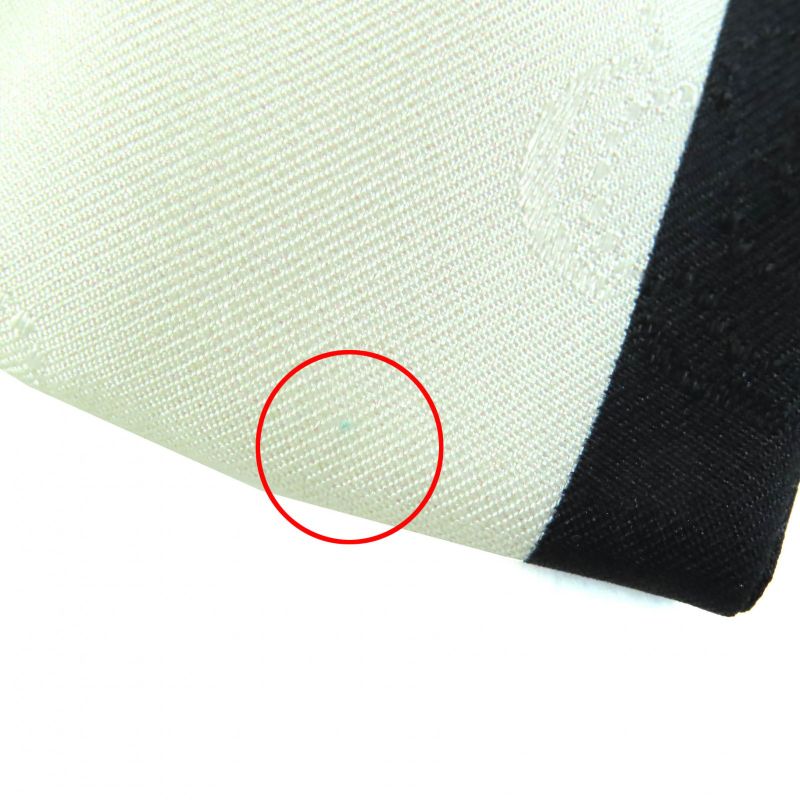 CHANEL 22V Aa7530 100% Silk Ribbon Logo Camellia Chou Hair Tie Hair Tie Ivory