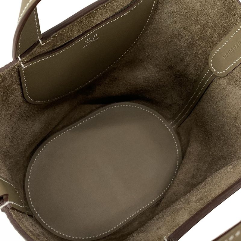 Hermes Handbag In The Loop 18 Etoupe Silver Hardware