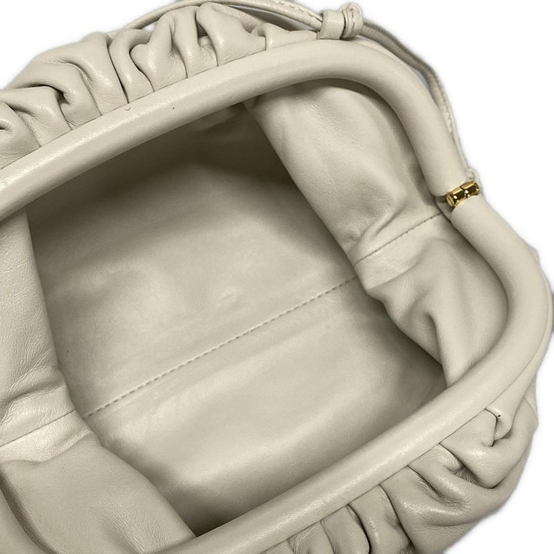Bottega Veneta Shoulder Bag The Pouch White Leather