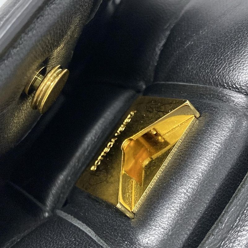 Bottega Veneta Shoulder Bag Padded Cassette Mini 716648 Black Lambskin