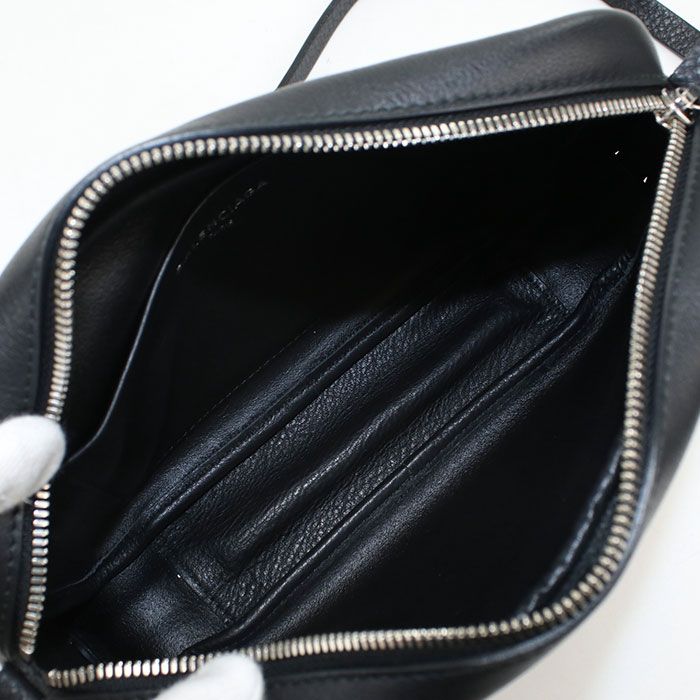 Balenciaga Camera Bag Everyday 489812 D6w2n 1000 Shoulder Bag Leather Unisex