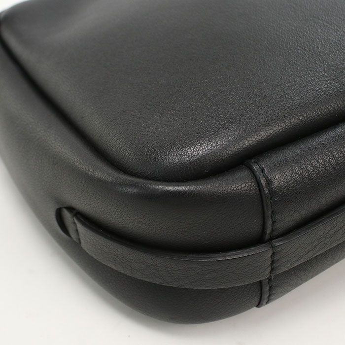 Balenciaga Camera Bag Everyday 489812 D6w2n 1000 Shoulder Bag Leather Unisex