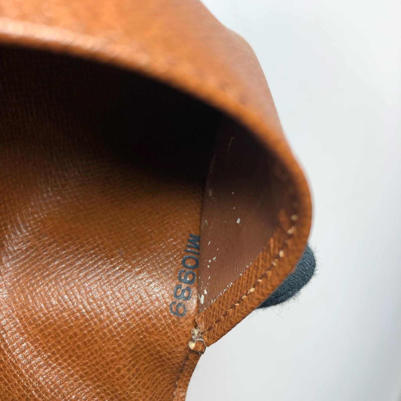 Louis Vuitton Men's Bill Holder Monogram Porto Cult Credit M60825 Brown