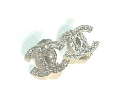 Chanel COCO Mark Rhinestone Earrings: Y3177