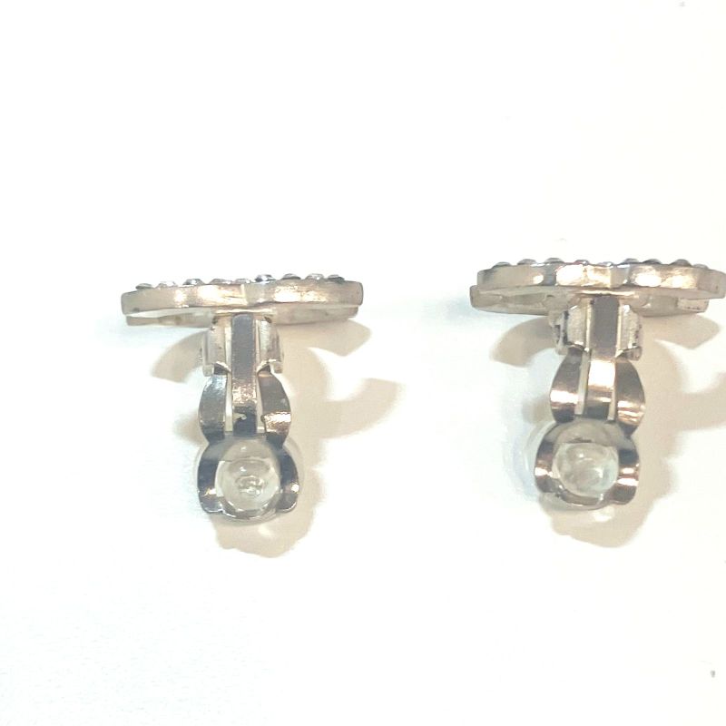 Chanel COCO Mark Rhinestone Earrings: Y3177