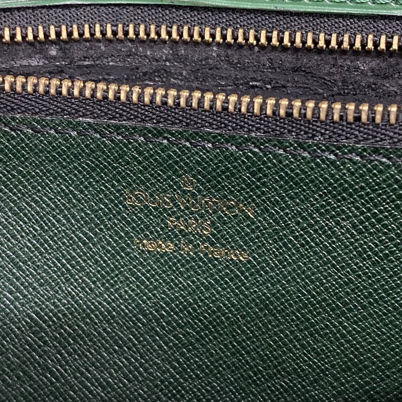 Louis Vuitton Clutch Bag Epi Pochette Serie Dragonne M52612 Borneo Green Men's