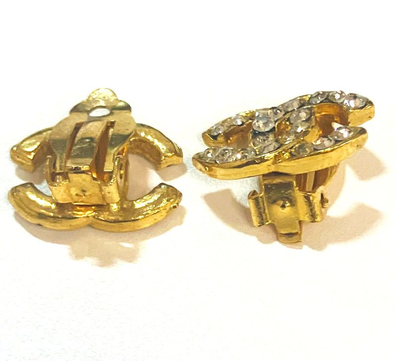 Chanel COCO Mark Rhinestone Ear Ring : Y3178