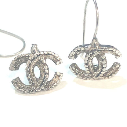Chanel COCO Mark Hook Earrings : Y3179