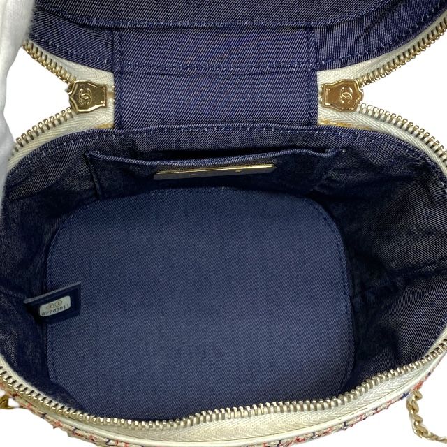 Chanel As0323 Vanity Case Vanity Bag Chain Shoulder 27th Coco Mark Tweed White