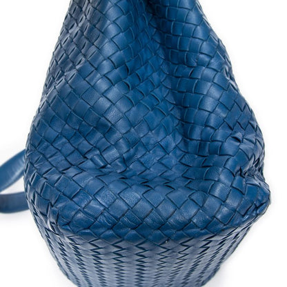 Bottega Veneta Chain Semi-shoulder Blue Intrecciato Leather A