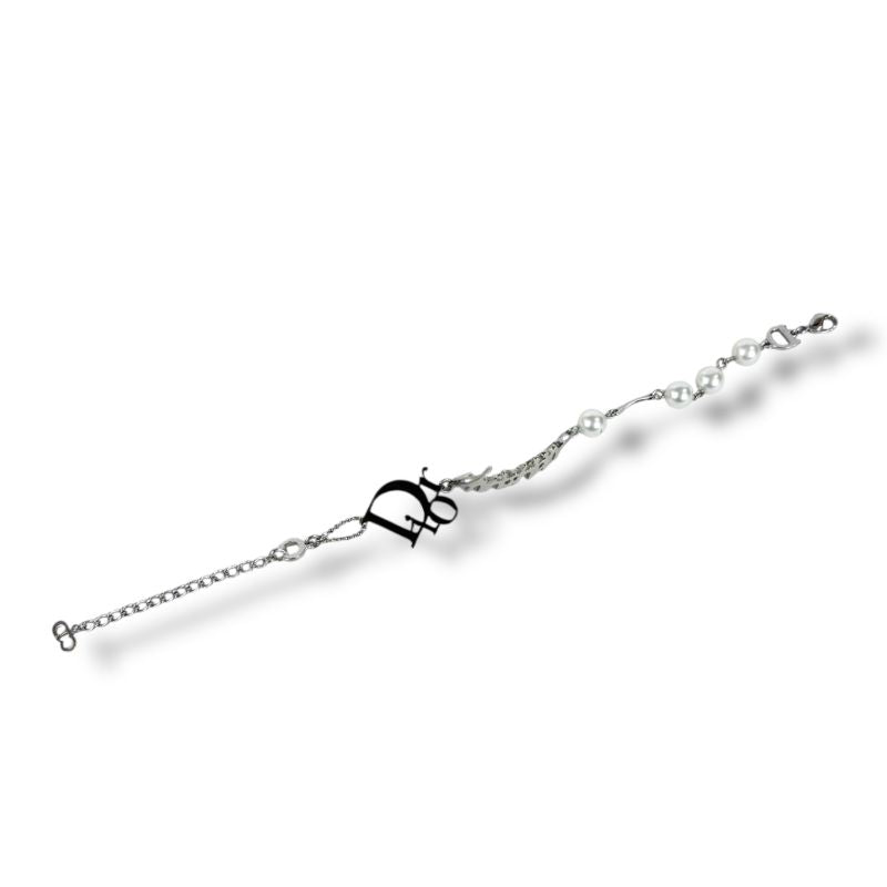 Christian DIOR Silver Logo Plated Pearl Bracelet Silver Hardware SV
