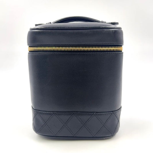 Chanel Bicolore Vanity Serial No 3 Leather Black Handbag Gold