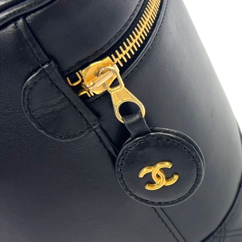 Chanel Bicolore Vanity Serial No 3 Leather Black Handbag Gold