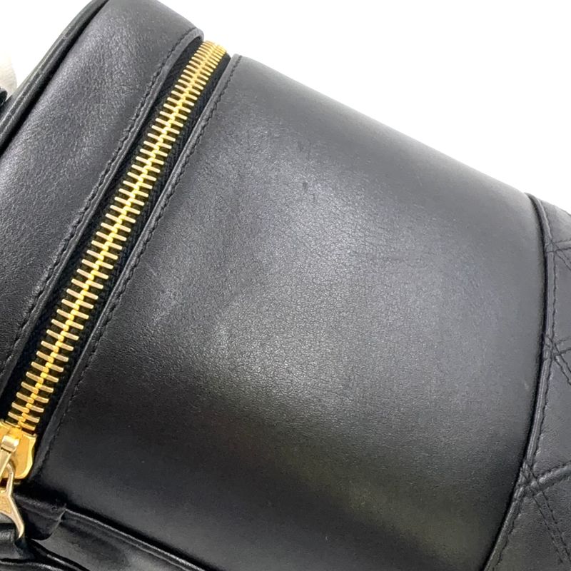 Chanel Bicolore Vanity Serial No 3 Leather Black Handbag Gold