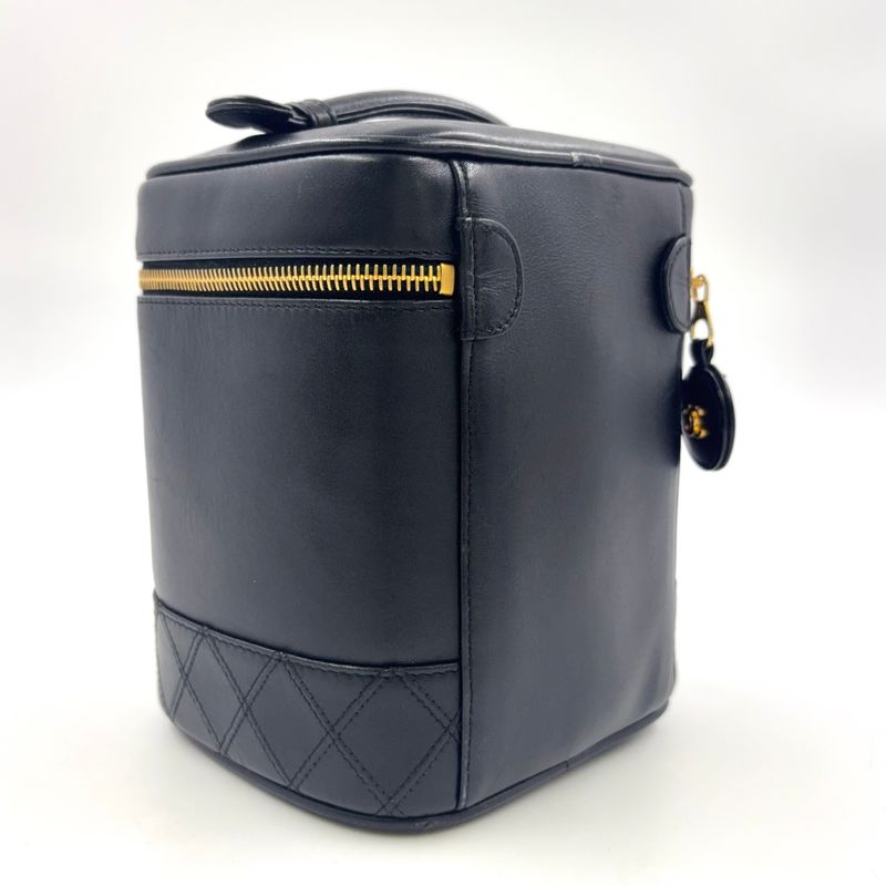 Chanel Bicolore Vanity Serial No 3 Leather Black Handbag Gold