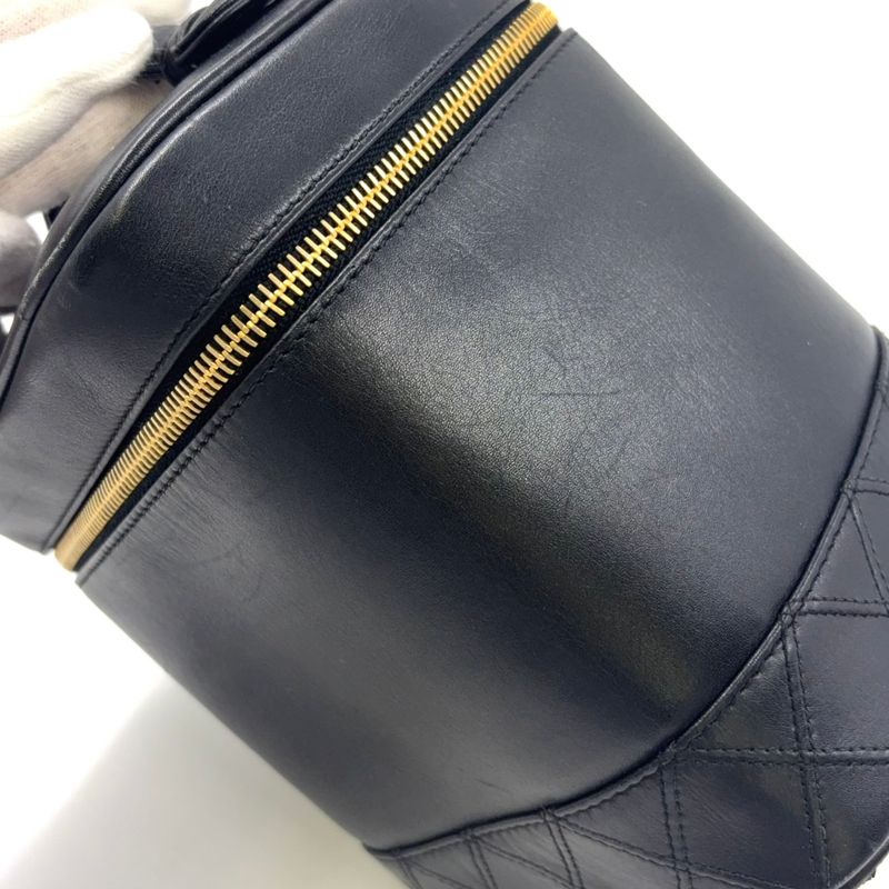Chanel Bicolore Vanity Serial No 3 Leather Black Handbag Gold