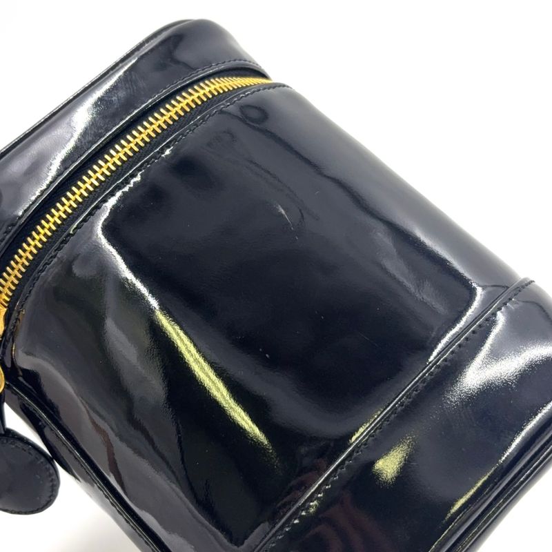 Chanel Coco Mark Enamel Vanity Serial No 4 Enamel Leather Black Handbag Gold