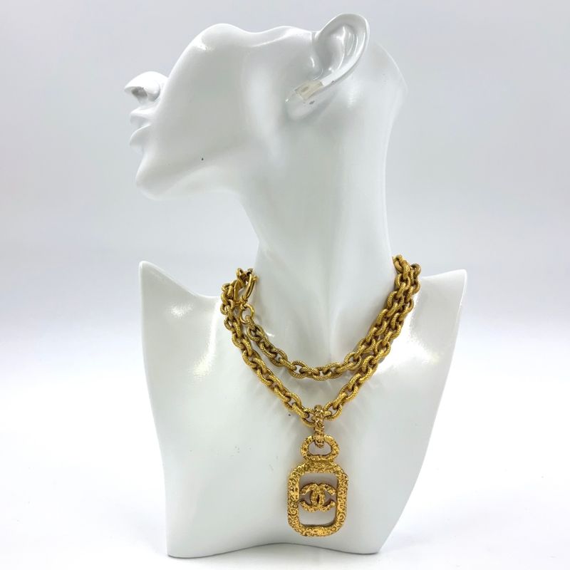 Chanel Coco Mark Clear Plate GP Gold Necklace