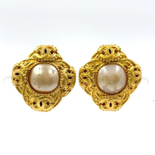Chanel Coco Mark Pearl GP X Faux Pearl Off White X Gold Earrings