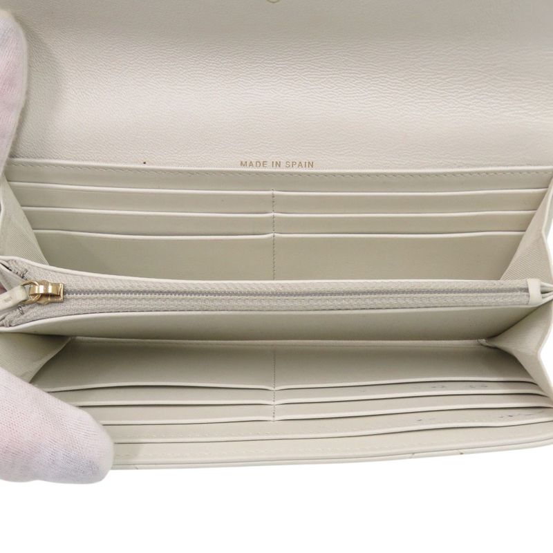 Chanel 19 Ap0955 Lambskin White Coco Mark 30 Long Wallet White 0766 Chanel