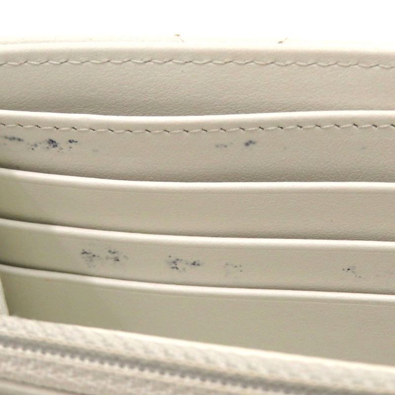 Chanel 19 Ap0955 Lambskin White Coco Mark 30 Long Wallet White 0766 Chanel