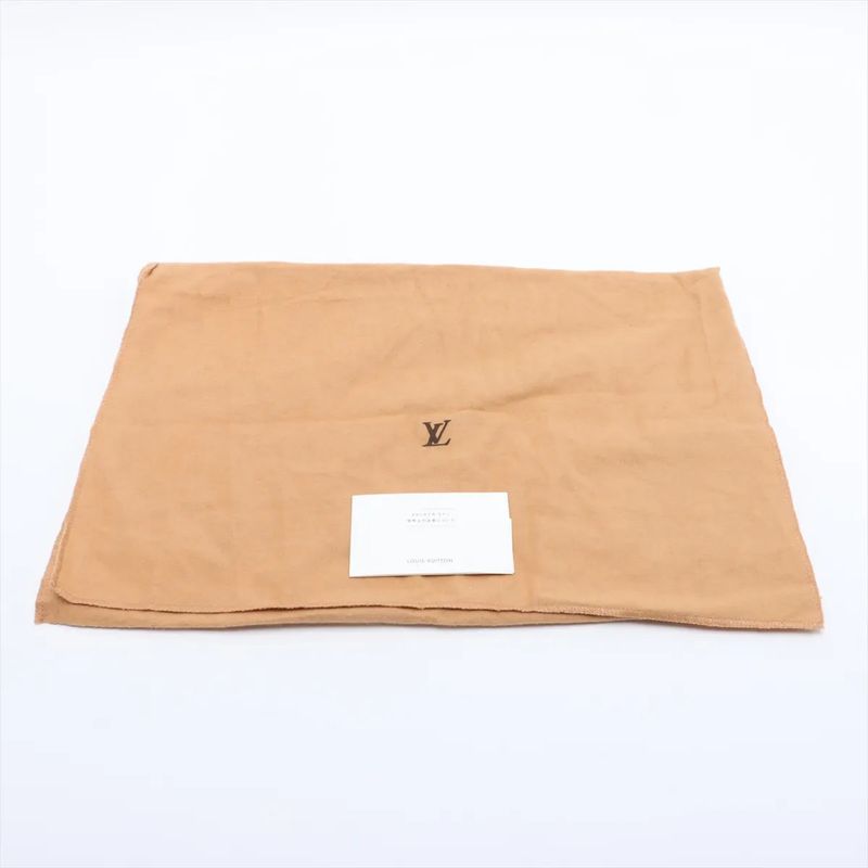 Louis Vuitton Taiga Belair M32592 Leather Second Bag Clutch Pouch Commuter