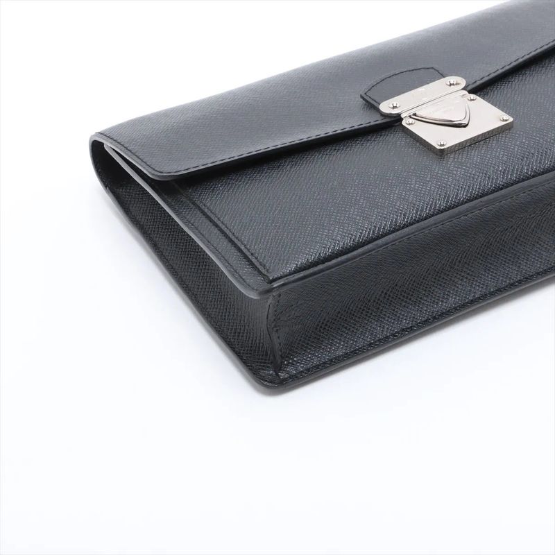 Louis Vuitton Taiga Belair M32592 Leather Second Bag Clutch Pouch Commuter