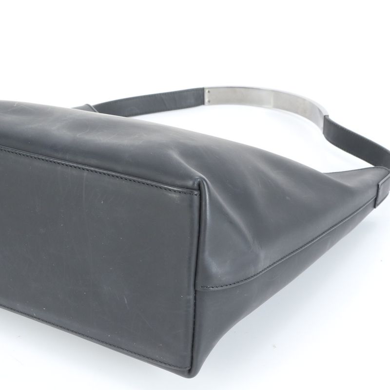 Gucci Leather Shoulder Bag With Control Card Shoulder One Shoulder 001-3298