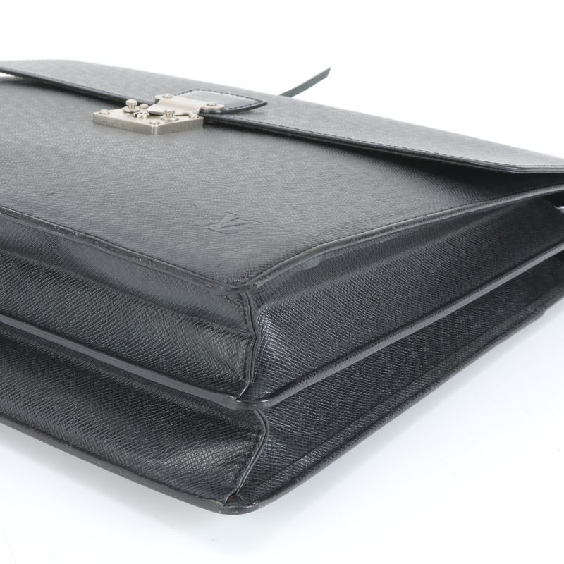 No Sticky Louis Vuitton Taiga Moskova M30032 Leather Business Bag Document Bag